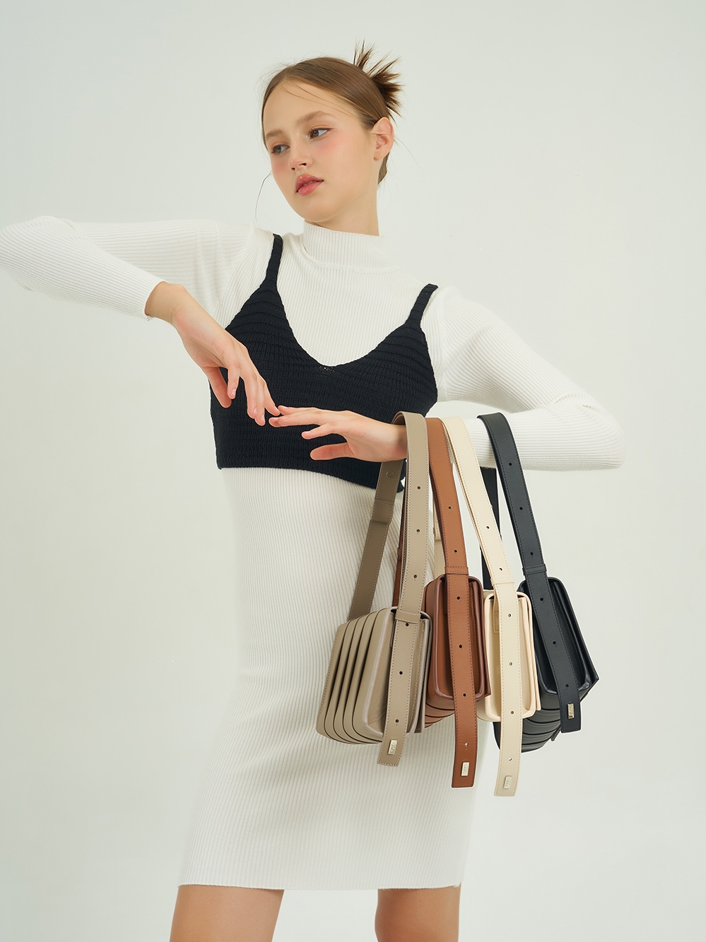 Pavi Studio - I bamboo กระเป๋าหนังไม้ไผ่ พับพลีทลาย i มี 5 สี | Shopee ...