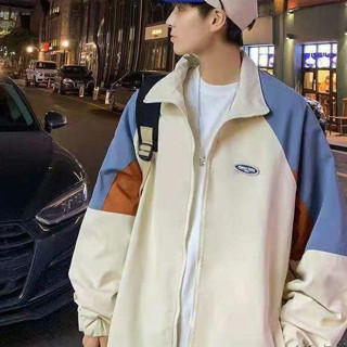 🔥ฤดูใบไม้ร่วงและฤดูหนาวย้อนยุคสไตล์ฮ่องกงการปิดกั้นสีเสื้อแจ็คเก็ตผู้ชายสไตล์วิทยาลัยคู่ลำลองบางส่วนทุกการแข่งขันเสื้อแ