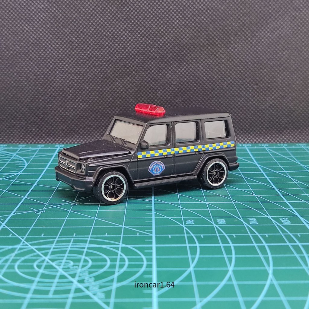 785858_4
