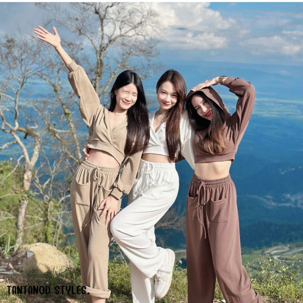 ชุดเซต เสื้อครอปฮู้ดแขนยาว กางเกงขายาว รุ่น Benla