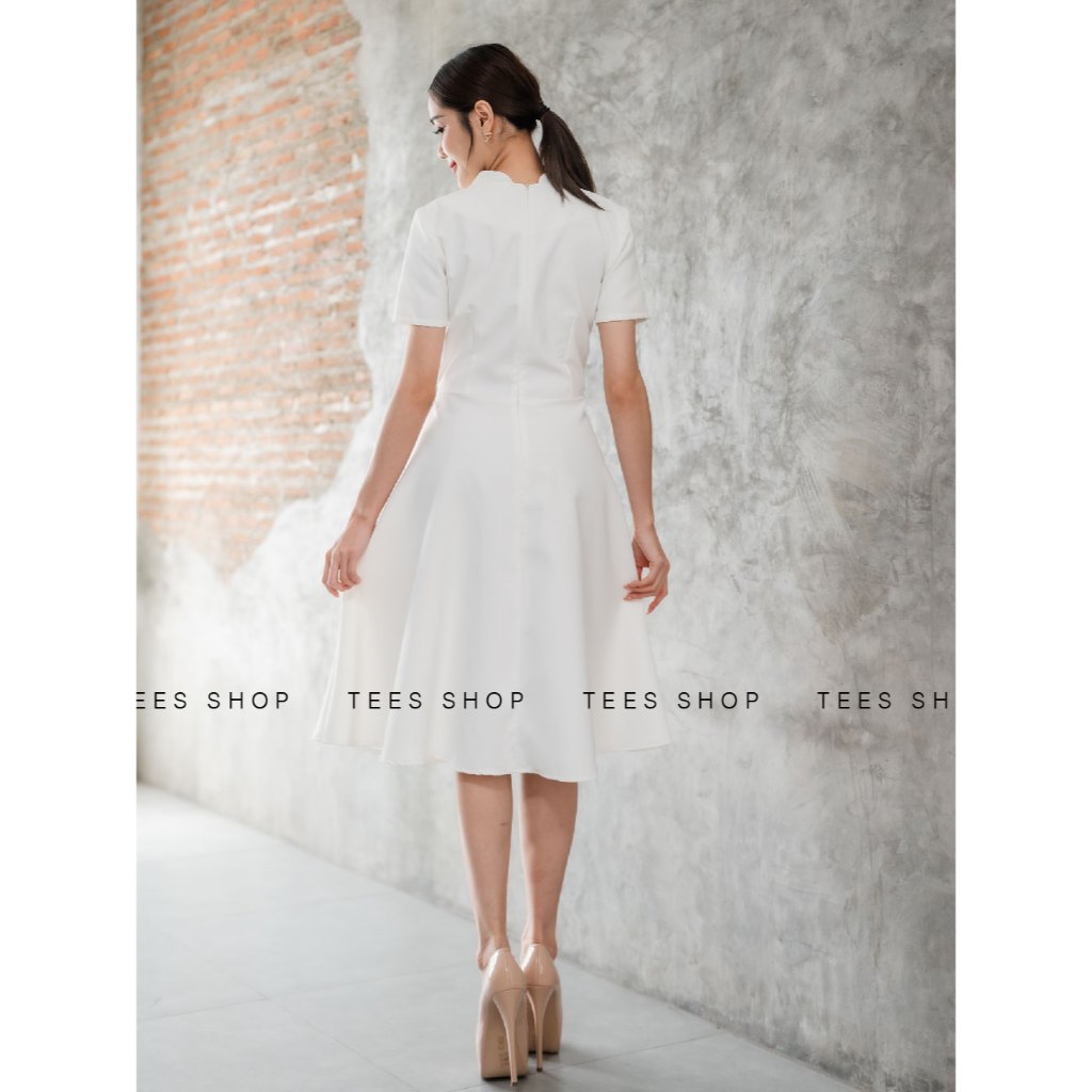 เดรสขาวสุภาพ TEESBRAND Q1612 ทรงบานคอจีน มีซับใน ไซส์ SS-2XL ดูแพง พร้อมส่ง มุมมองที่ 3