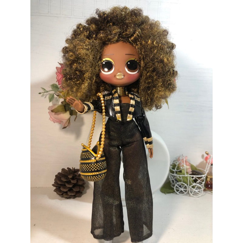 🌸🍃ตุ๊กตา LOL รุ่น L.O.L. Surprise! O.M.G. Royal Bee Fashion Doll With ...