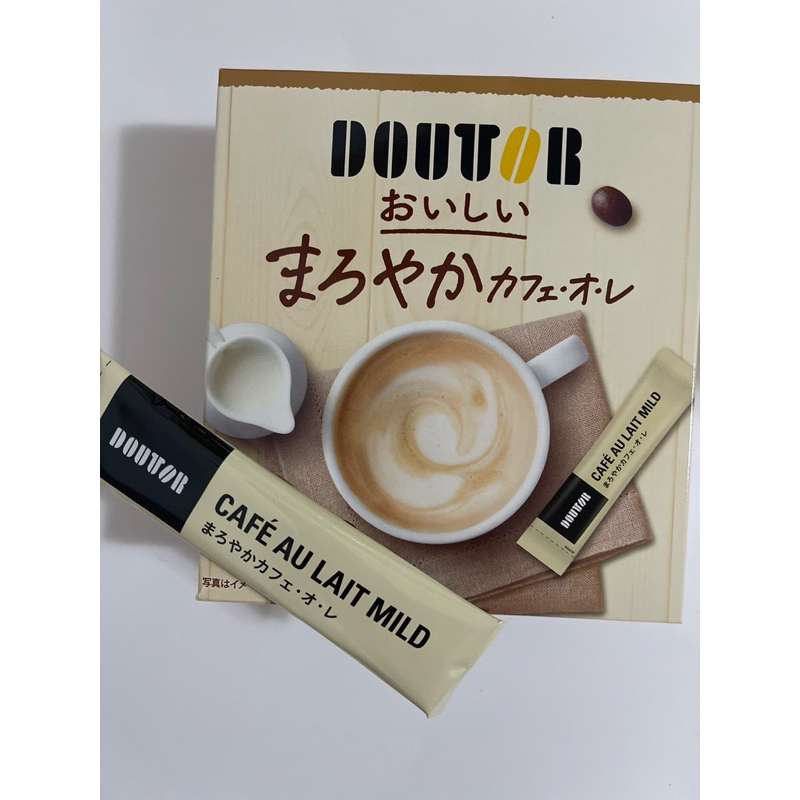 กาแฟนม au lait ที่อร่อยและกลมกล่อมของ Doutor 1 ซอง 13g. กาแฟรสชาติกลม ...