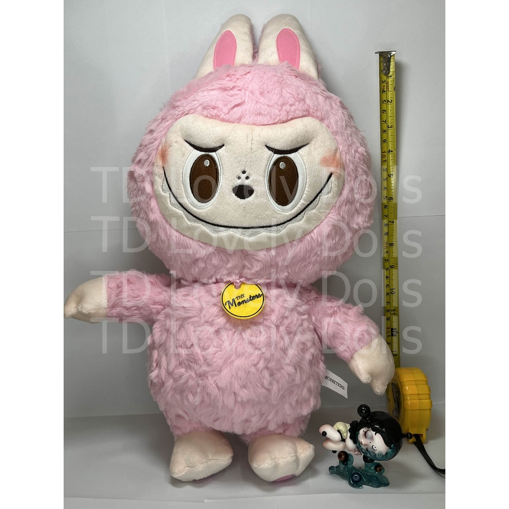 ตุ๊กตาตู้คีบ Labubu ตัวใหญ่เบิ้ม (34 ซม) | Shopee Thailand