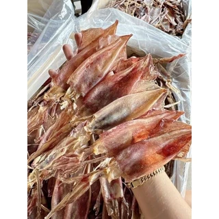 ปลาหมึกกะตอนแห้ง ระนอง ตัวใหญ่สวยใหม่หอมไม่เค็มมากไม่ข้ม น้ำหนัก200-250 กรัม ราคา139บาท หอมอร่อยบอกต่อส่งตรงปรก photo