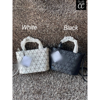 BA MATTE CRYSTAL SMALL TOTE ภาพไม่เบลอโลโก้ทักแชทนะคะ