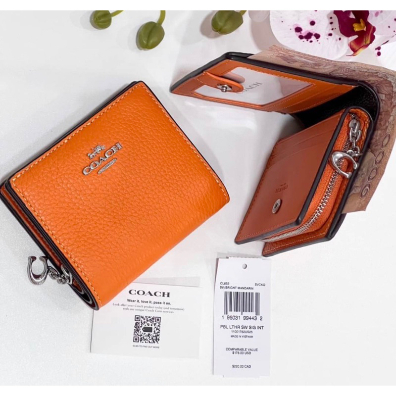 สด-ผ่อน-กระเป๋าสตางค์สีส้ม-cl653-snap-wallet-with-signature-canvas-interior