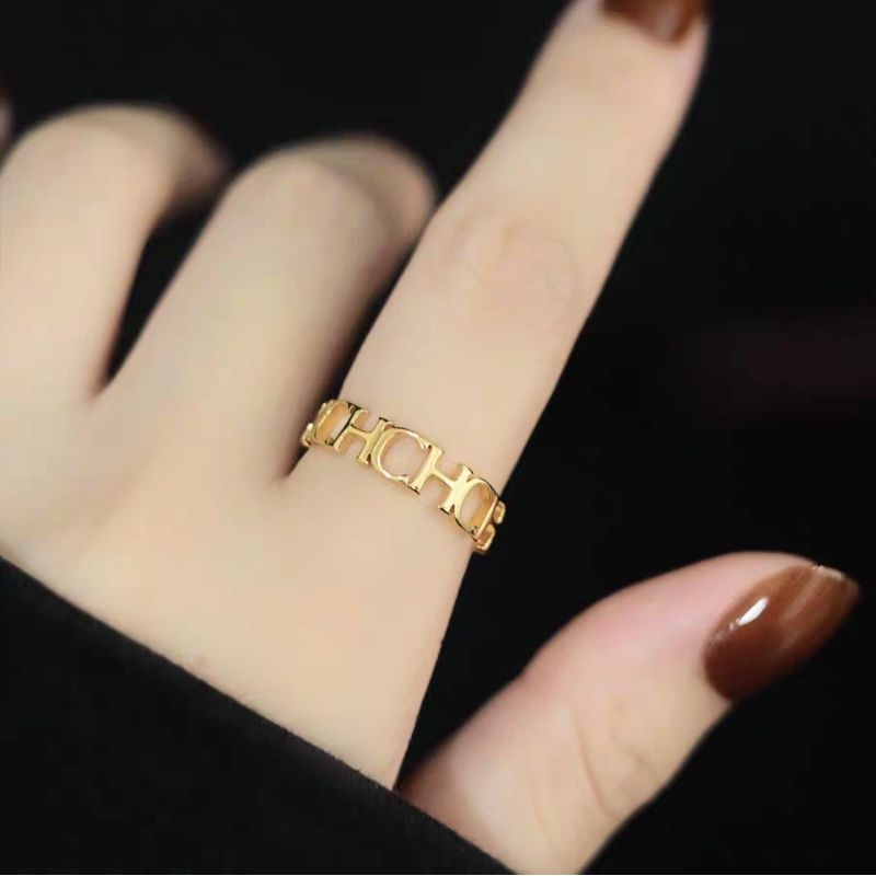 แหวนสแตนเลสch-สีทอง-สวยสไตล์งานแบรนด์