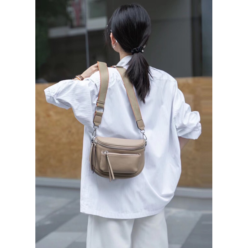 กระเป๋าหนังวัวแท้ สะพายข้างสวย เก๋ ขนาด 20*17*9cm | Shopee Thailand