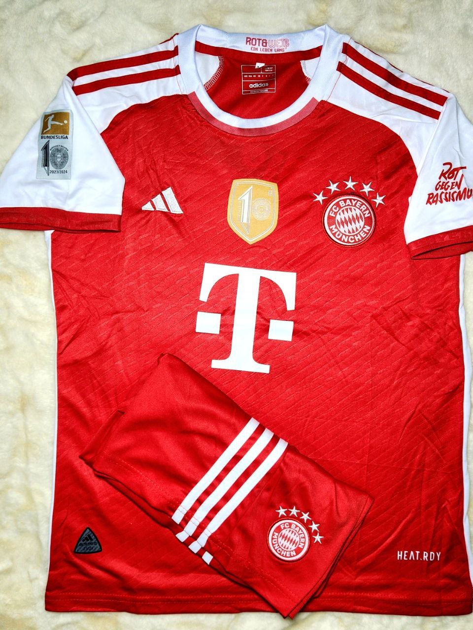 เสื้อบอล-ทีมบาเยิร์น-2023-2024-ชุดฟุตบอลทีม-bayern-ใหม่ล่าสุด-ครบชุด