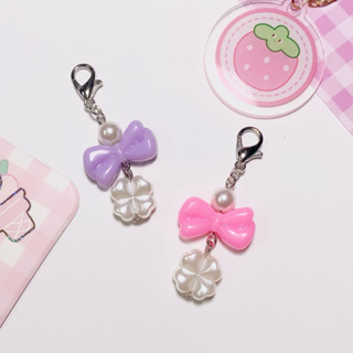 ｡✿*ﾟ Pendant ･✿.｡ ที่ห้อยรองเท้าใบโควเวอร์มุก | Chanis Store