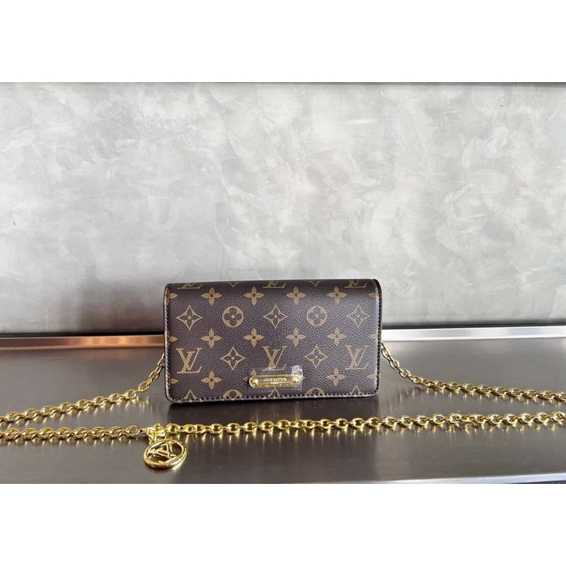 กระเป๋า Louis Vuitton Wallet On Chain Lily Shopee Thailand