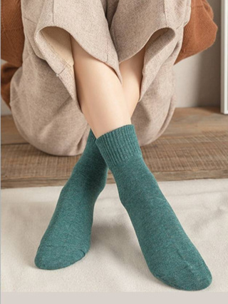 ถุงเท้าผู้หญิงข้อกลาง สีพื้น สีพาสเทล ผ้าฝ้ายนุ่มมาก ใส่สบาย สไตล์ญี่ปุ่น เกาหลี น่ารักมาก