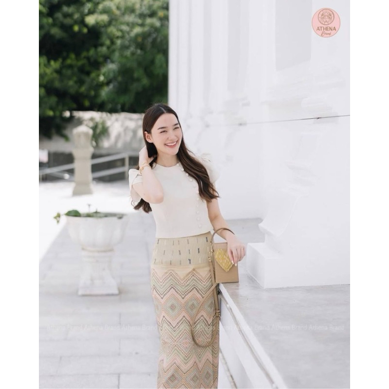 ชุดไทยใส่งานบุญสีขาวครีม ขายดี! ผ้าดี ทรงสวย ดูดีทุกงาน มุมมองที่ 5