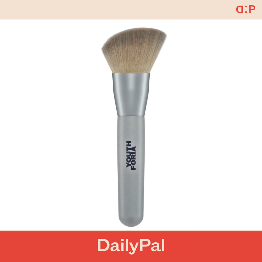 YOUTHFORIA Angled Blush Brush แปรงลงเนื้อครีม, เนื้อ Liquid พร้อมส่ง