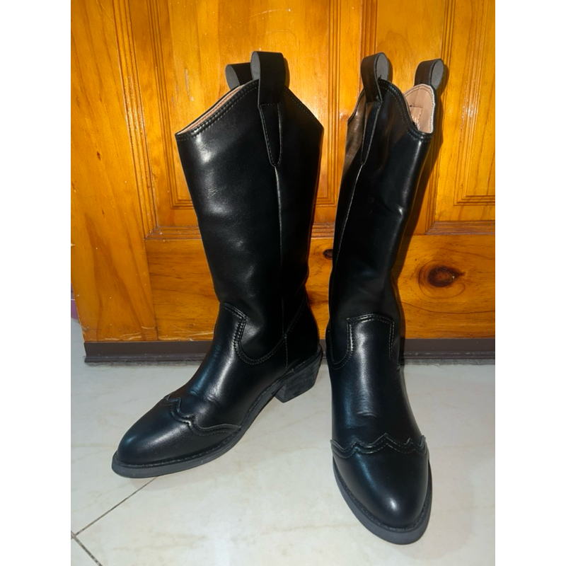 CC Ankle Boots 40mm Black Cowhide