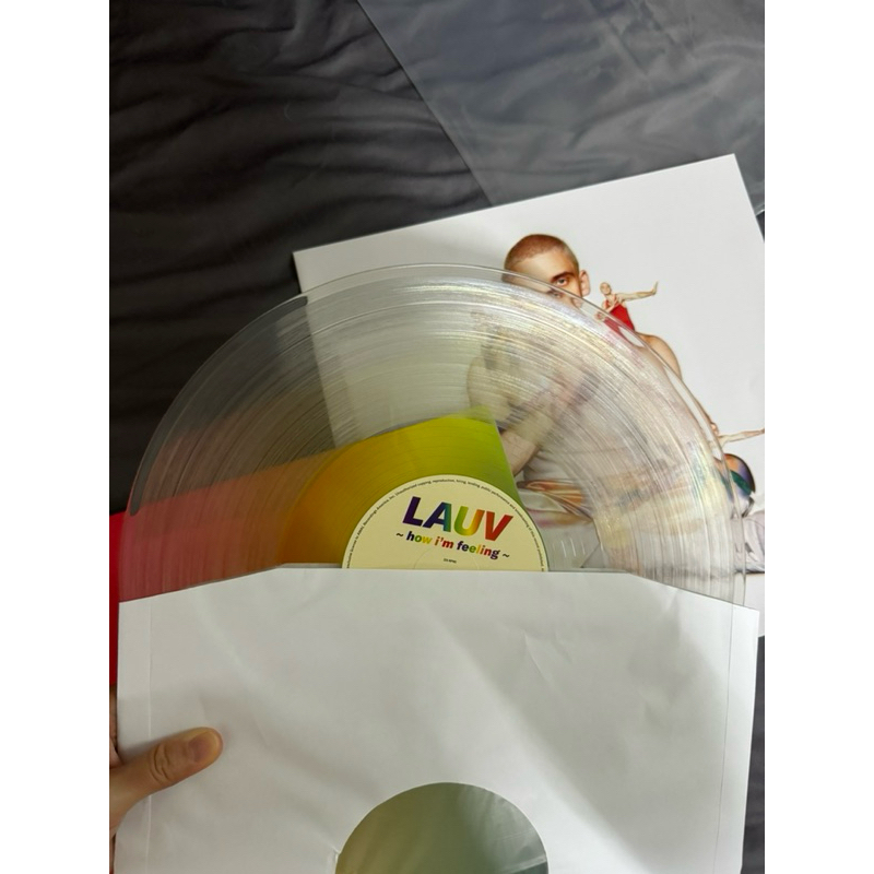 มือสอง LAUV How i’m feeling vinyl แผ่นเสียง 2 แผ่น | Shopee Thailand