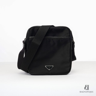 NEW PRADA MESSENGER 2VH143 22 BLACK NYLON SHW