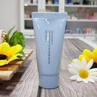 คลีนเซอร์สูตรเจล Laneige Water Bank Blue Hyaluronic Cleansing gel 30ml