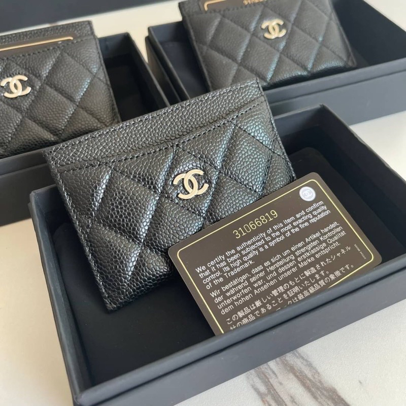 กระเป๋าchanel-card-cavearเป็นกระเป๋าใส่การ์ดหรือใส่แบงค์รุ่นใหม่