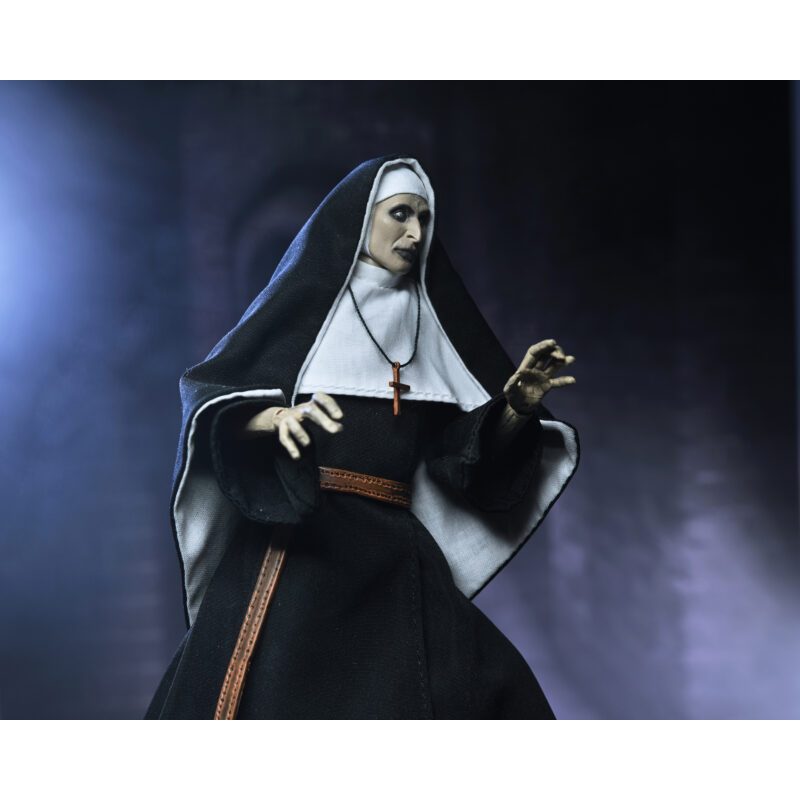 NECA 03- Valak Action Figure (7