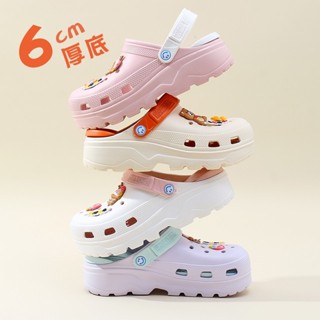 CROCS New Collection รองเท้าจระเข้น่ารักจำนวนมากในสต็อกของขวัญตกแต่งรองเท้า CROCS 36-40 จัดส่งในประเทศไทย