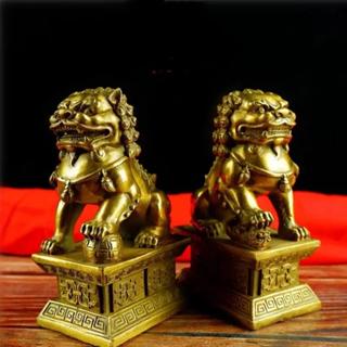 สิงโตนำโชค สิงโตทอง สิงโตตกแต่ง เรซิ่นสิงโต (ขนาด 10.5 X 7 X 4 cm.) (1 คู่ 2 ตัว) เสริมฮวงจุ้ย ตกแต่งบ้าน ของขวัญคนพิเศษ