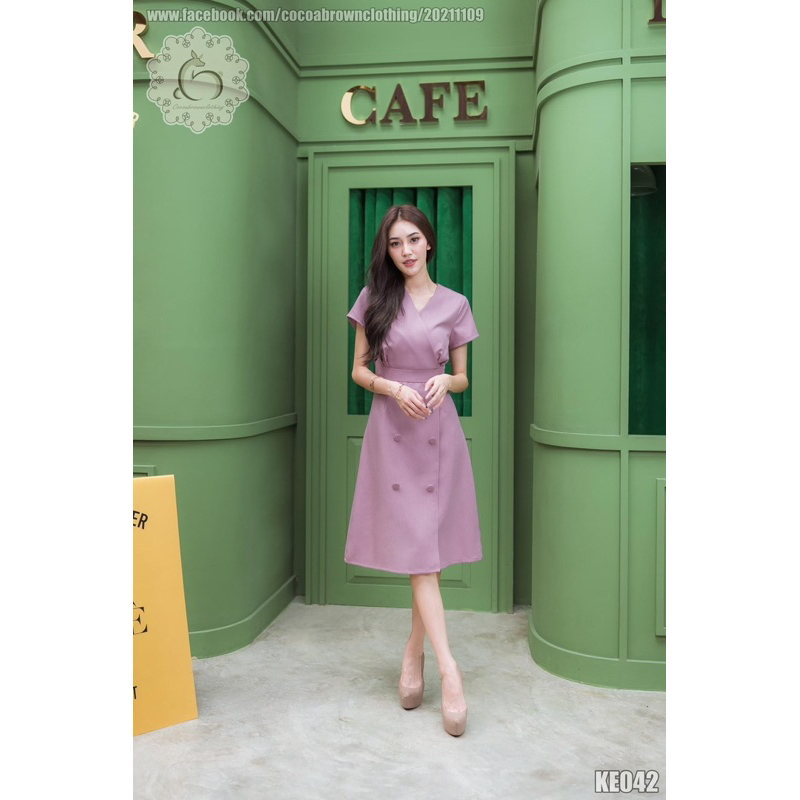 ส่งต่อเดรส cocoabrown สีชมพูอมม่วง size L เลื่อนดูรูปสินค้าจริง