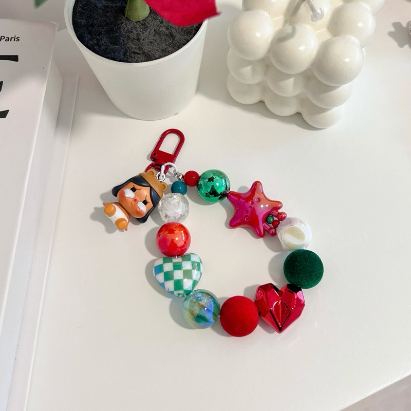 Pop bean keychain Cry baby งานออกแบบมีชิ้นเดียวเท่านั้น | Shopee Thailand