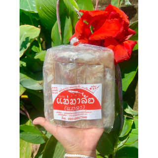 ปลาส้มพะเยา หลอดใหญ่ปลาส้มไร้ก้างท้องติดมัน ห่อละ 60 บาท  ปลาส้มแม่มาลัยเจ้าดังจังหวัดพะเยา photo