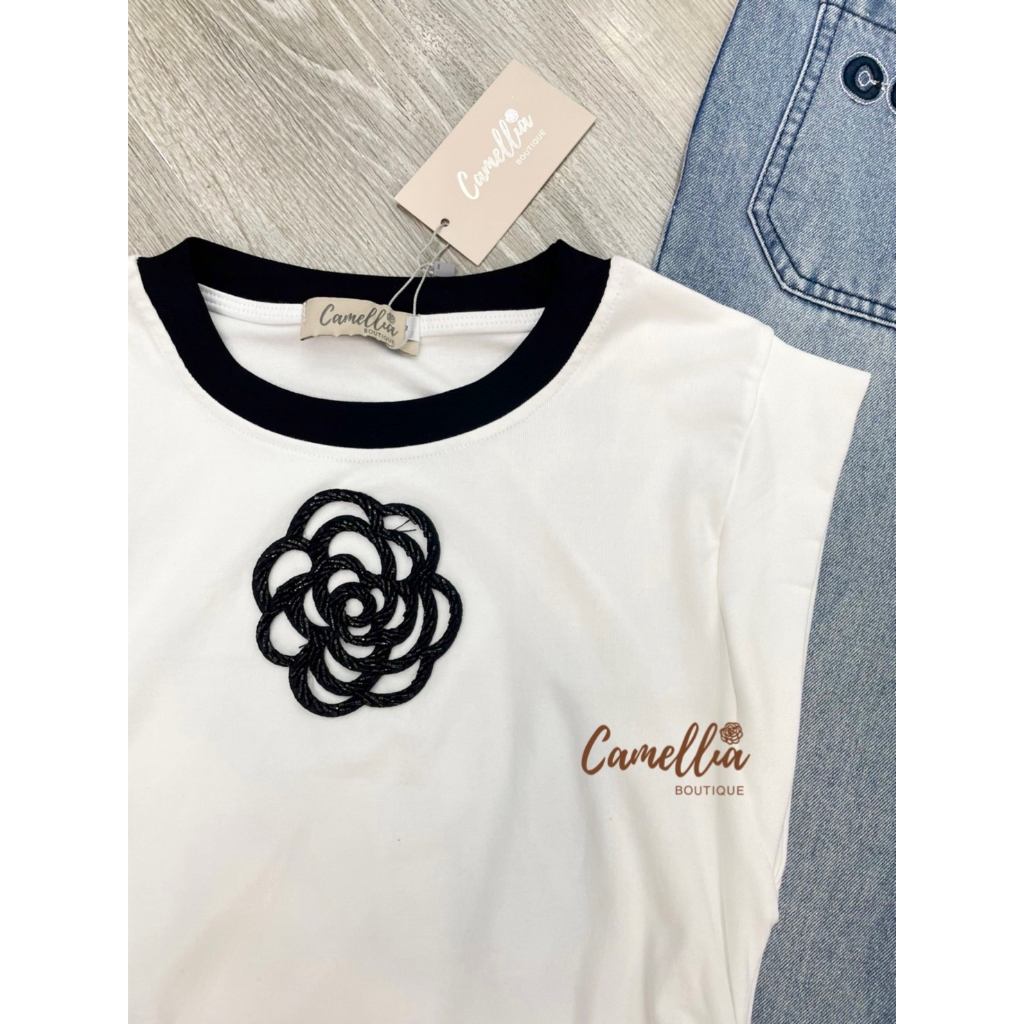 camellia-ชุดset-เสื้อยืดปักดอกคามิเลีย-กางเกงยีนทรงขา-รบกวนเช็คสต๊อกก่อนกดสั่งซื้อ