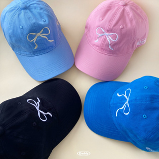 DADDY | Ribbon Cap หมวกแก๊ป ปักลายโบว์ สีชมพู สีฟ้า สีน้ำเงิน สีดำ