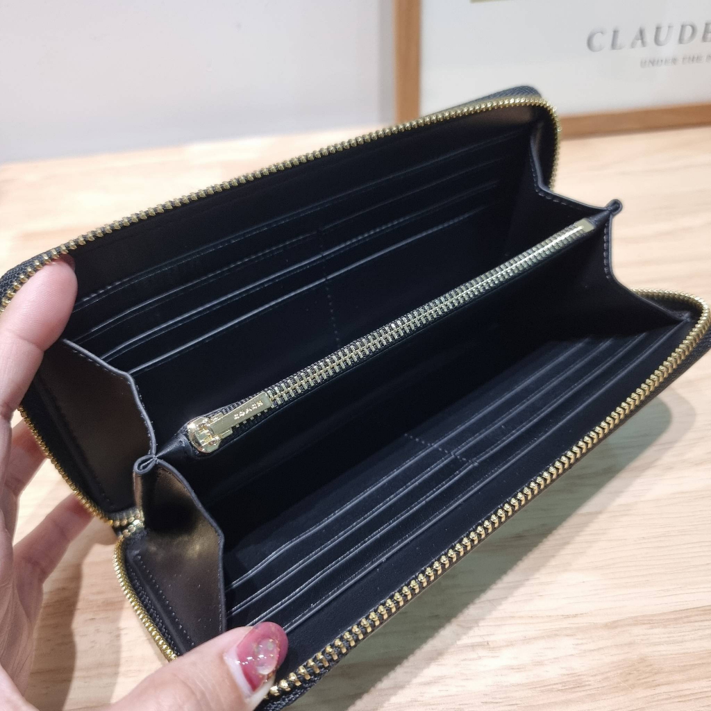 แท้-from-factory-model-c8570-accordion-zip-wallet-with-pillow-quilting