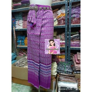ผ้าถุงจับจีบสำเร็จพร้อมใส่ ฟรีไซส์แบบป้ายติดตะขอ