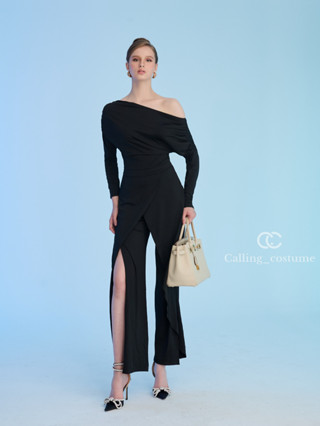 CALLING_COSTUME จั้มสูทปาดไหล่ ทรงสวย ขามีผ่าเว้า แบบเก๋ ใส่สบาย เก็บไว้เป็น everyday look Jumpsuit (CL155)