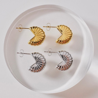 Chic Appeal : BIJOU earring (size 1.7cm.)