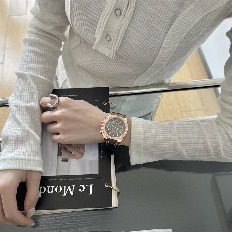 gogoey-watch-พร้อมส่งจากไทย-มีวันที่-ใช้งานได้จริง-นาฬิกาข้อมือผู้หญิง-สายยาง-หน้าปัดล้อมเพชร