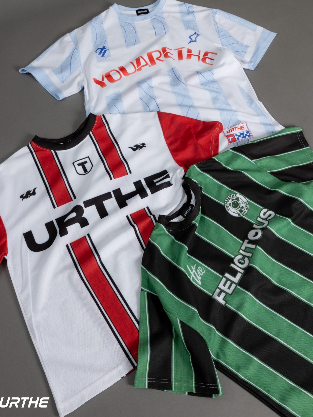 URTHE - เสื้อยืด เเขนสั้น ปริ้นลาย รุ่น URTHE F.C. | Shopee Thailand