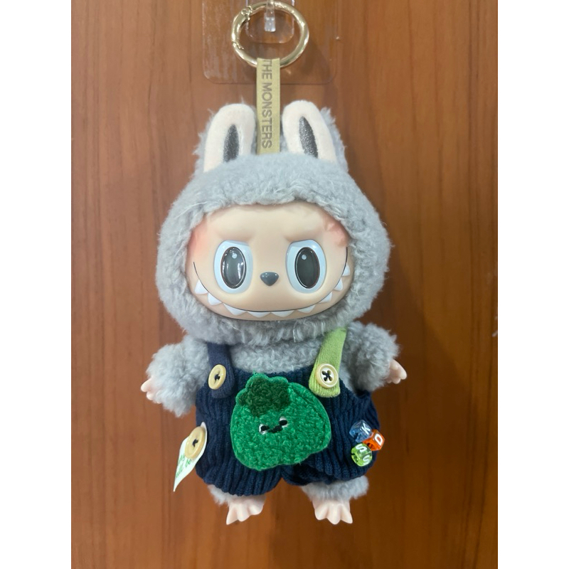 Labubu ลาบูบู้ v1 สีเทามือสอง พร้อมชุด ของแท้พร้อมอุปกรณ์ครบเซต ...