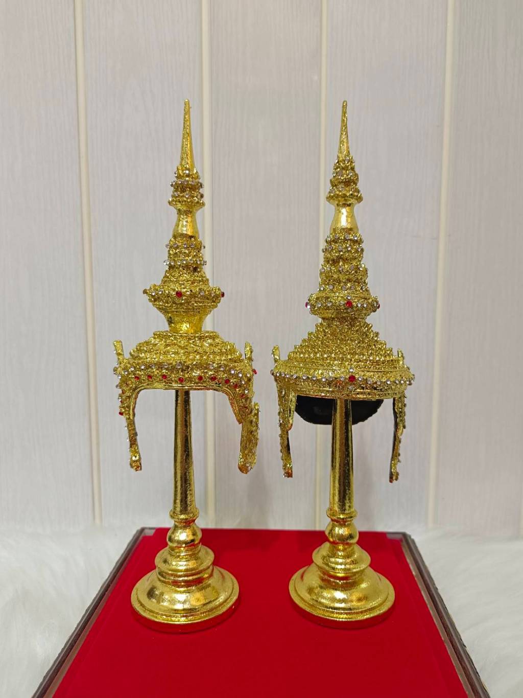 ชฎา ชฎาพระ ชฎานาง ขนาดตั้งโชว์ กว้าง 4 นิ้ว สูง 10 นิ้ว เรซิ่น ทองเค ...