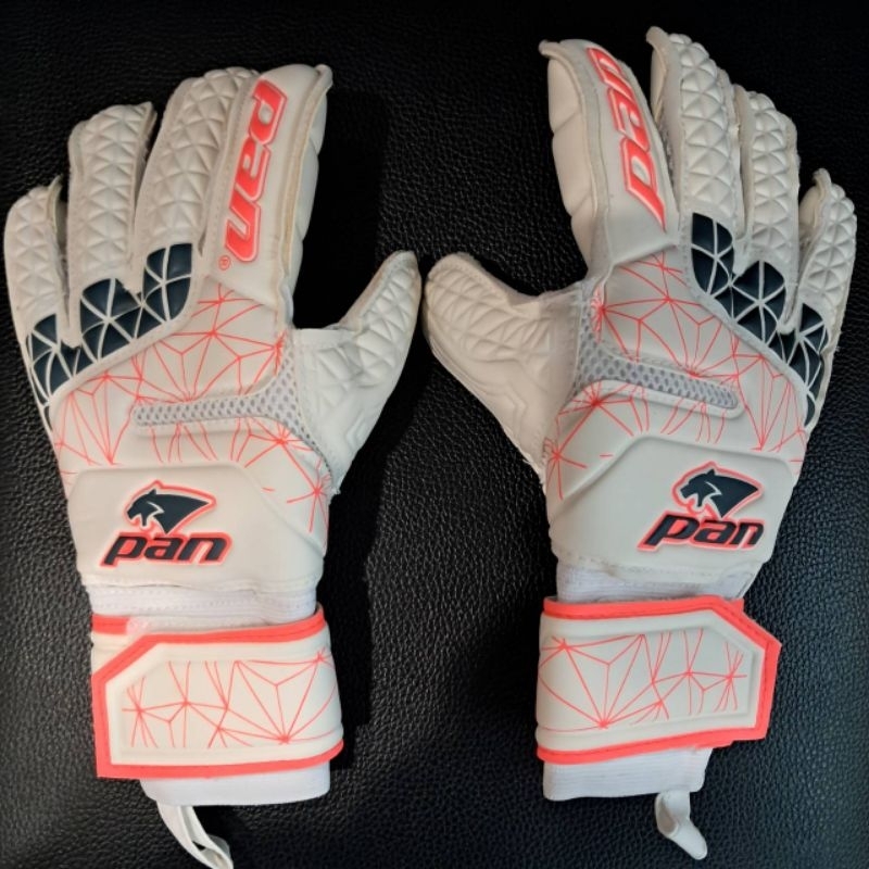 Pan goalkeeper gloves sale