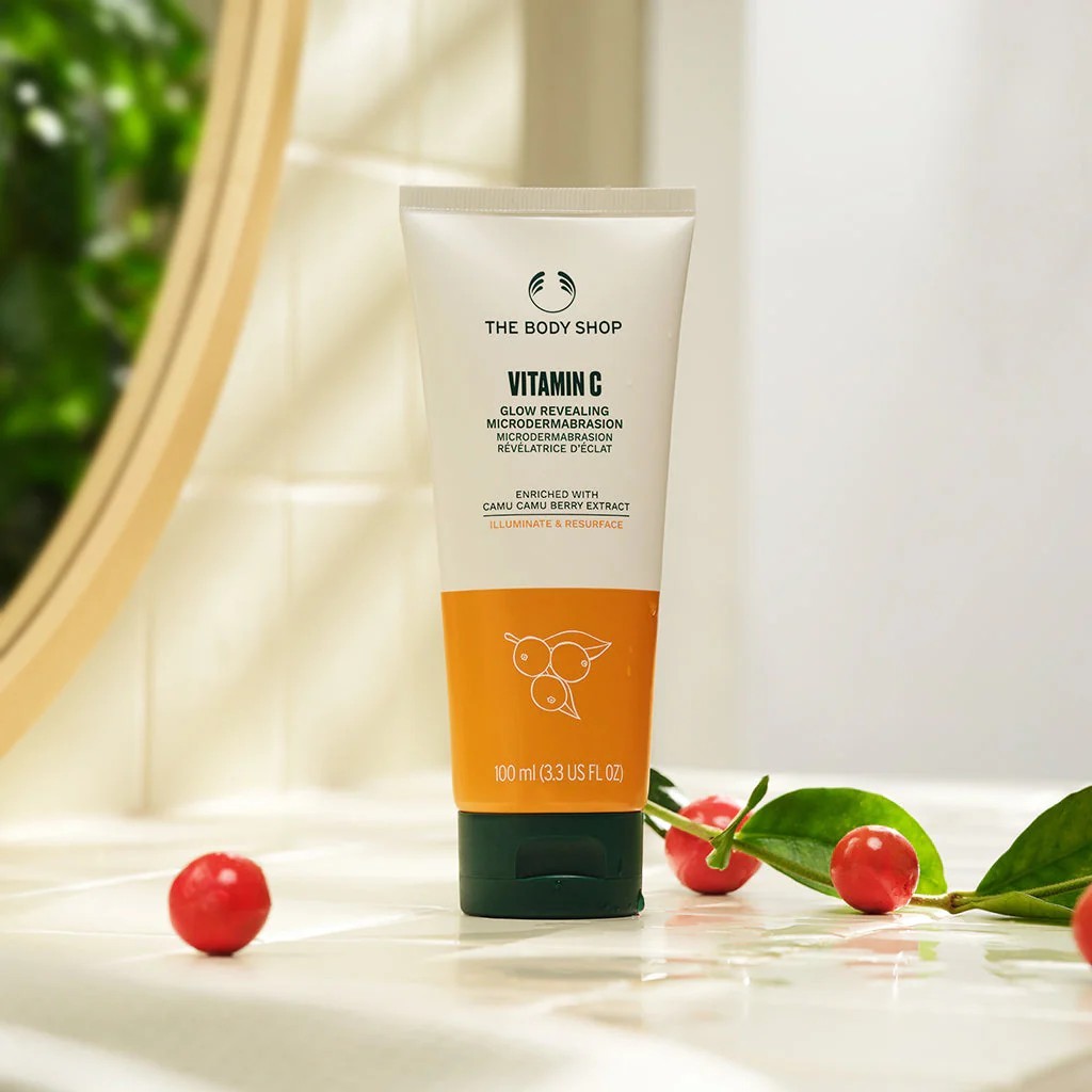 พร้อมส่ง The body shop Vitamin C Glow Revealing Microdermabrasion 100ml ...