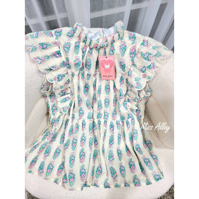 เสื้อแขนปักระบายลายดอกมี2สี