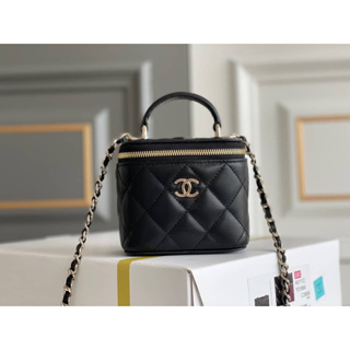 พร้อมส่ง New chanel mini on chainเทพ size 11x8.5x7 cm.