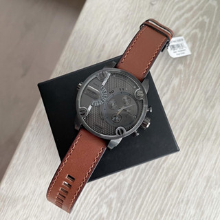 (ผ่อน0%) นาฬิกาชาย Diesel DZ7442 Gray dial brown Strap Little Daddy Chronograph หน้าปัดกลม 51 mm. สายหนังสีน้ำตาล