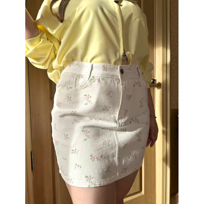 flower-denim-skirt-กระโปรงผ้ายีนส์ลายดอกไม้สาวอวบ