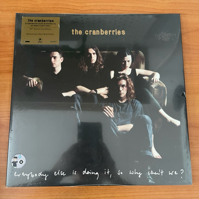 แผ่นเสียง The Cranberries Everybody Else Is Doing It, So Why Can't We