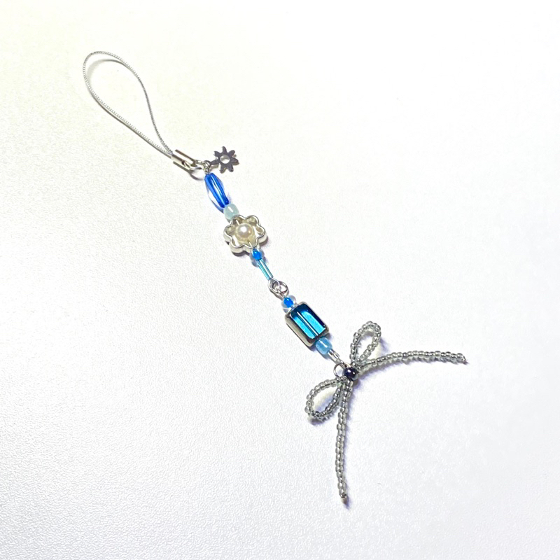 พร้อมส่ง | Something blue ribbon keychain พวงกุญแจลูกปัด ริบบิ้น ดาว ...