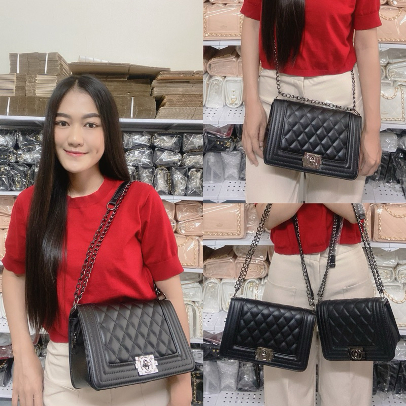 [พร้อมส่ง] กระเป๋าแฟชั่นทรงบอย สะพายข้าง หน้าตาราง รหัส 1011 สีดำ หนัง ...