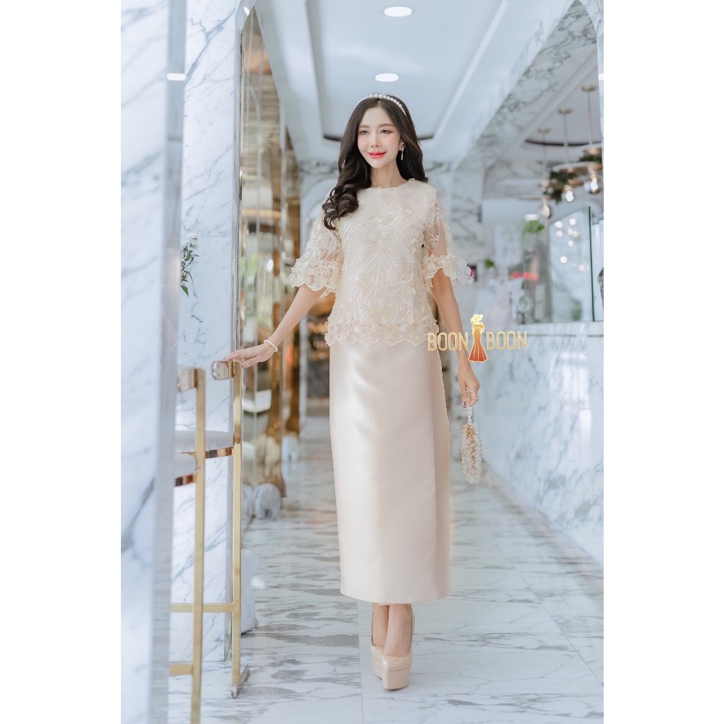 เซ็ตชุดแม่เจ้าสาว ชุดไทยประยุกต์ 2 ชิ้น งานปักเลื่อม ครีมงาช้าง M-3XL มุมมองที่ 4